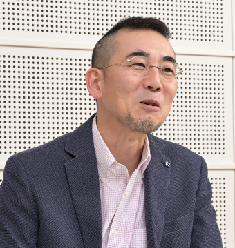 足本 憲治 准教授