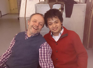 ベルリンフィルハーモニーホール舞台裏にてErich Trog先生と。